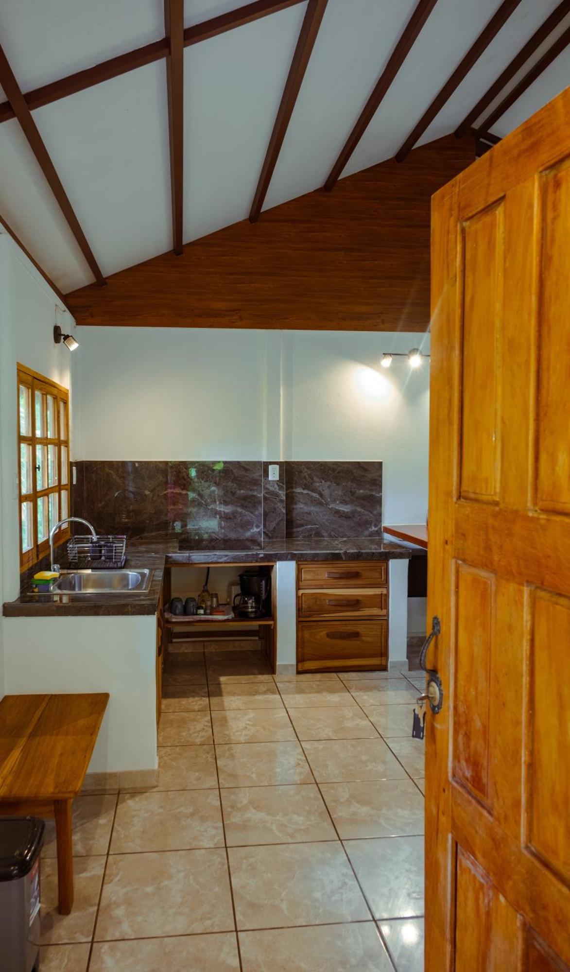 Pura Vida Vegana Hotel Cahuita Luaran gambar